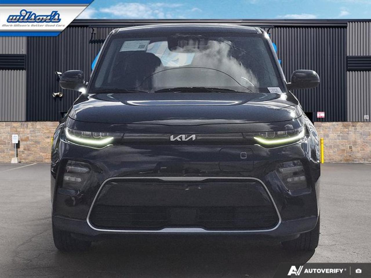 2023 Kia Soul EV EV Premium | Nav | Heated Wheel + Seats | CarPlay + Android | Rear Camera | Power Seat | and More ! Photo