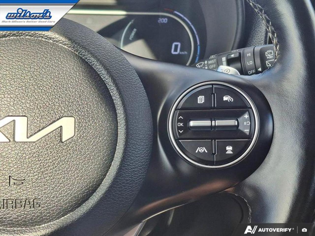 2023 Kia Soul EV EV Premium | Nav | Heated Wheel + Seats | CarPlay + Android | Rear Camera | Power Seat | and More ! Photo