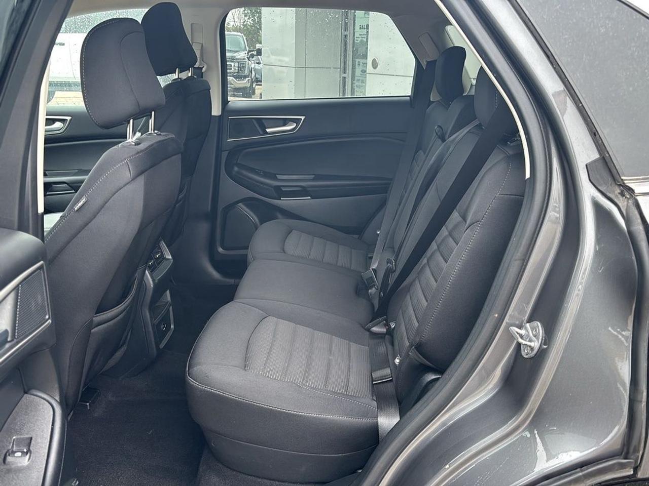 2022 Ford Edge SEL, AWD, 2L, CLOTH, HEATED WHEEL! HEATED SEATS! Photo