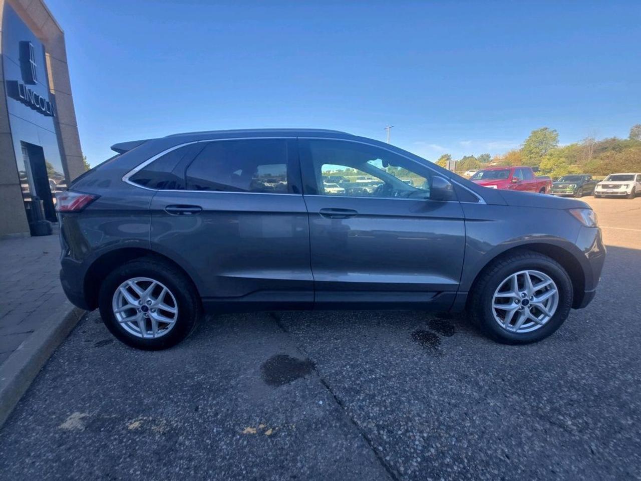 2022 Ford Edge SEL, AWD, 2L, CLOTH, HEATED WHEEL! HEATED SEATS! Photo