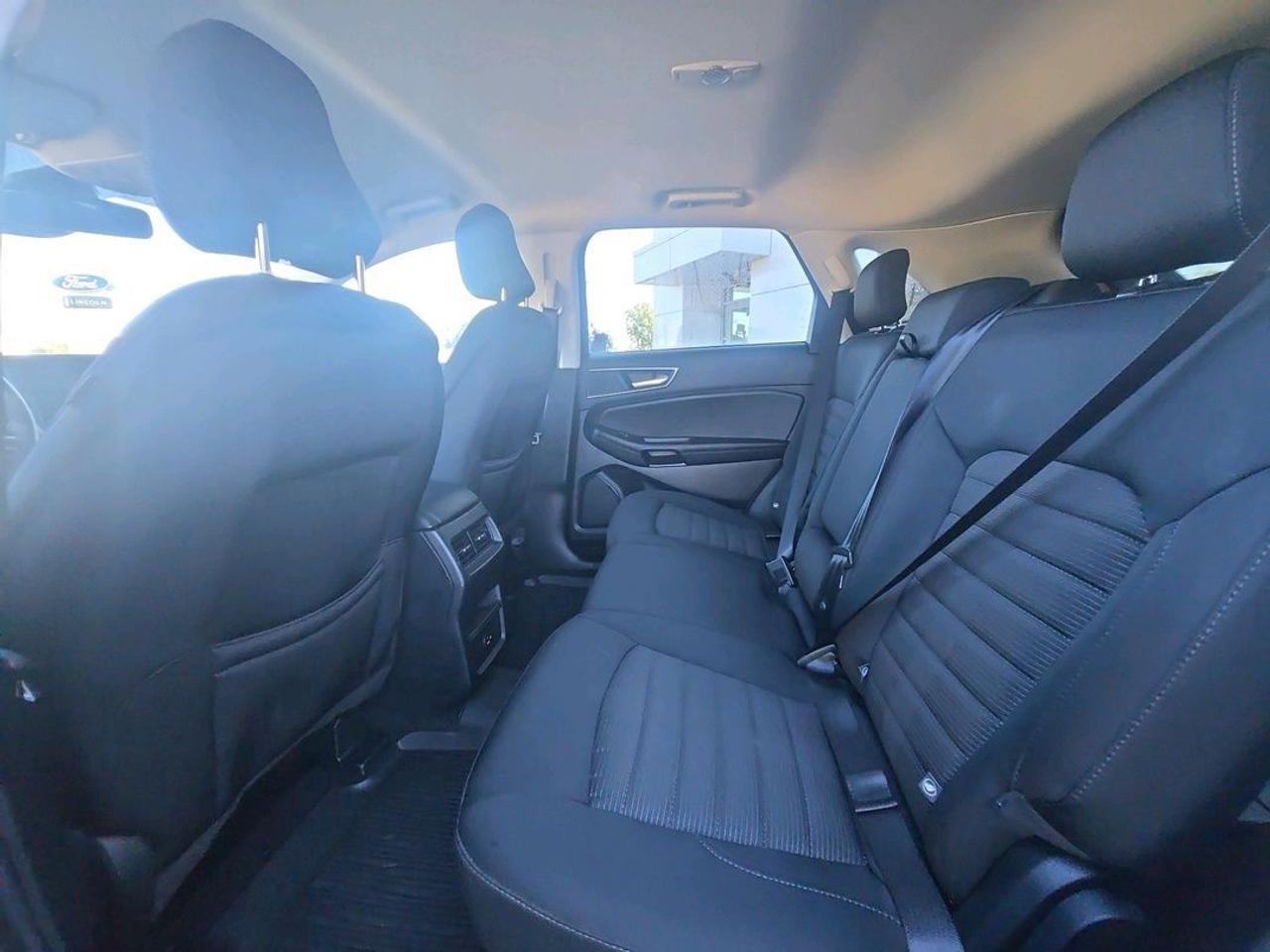 2022 Ford Edge SEL, AWD, 2L, CLOTH, HEATED WHEEL! HEATED SEATS! Photo