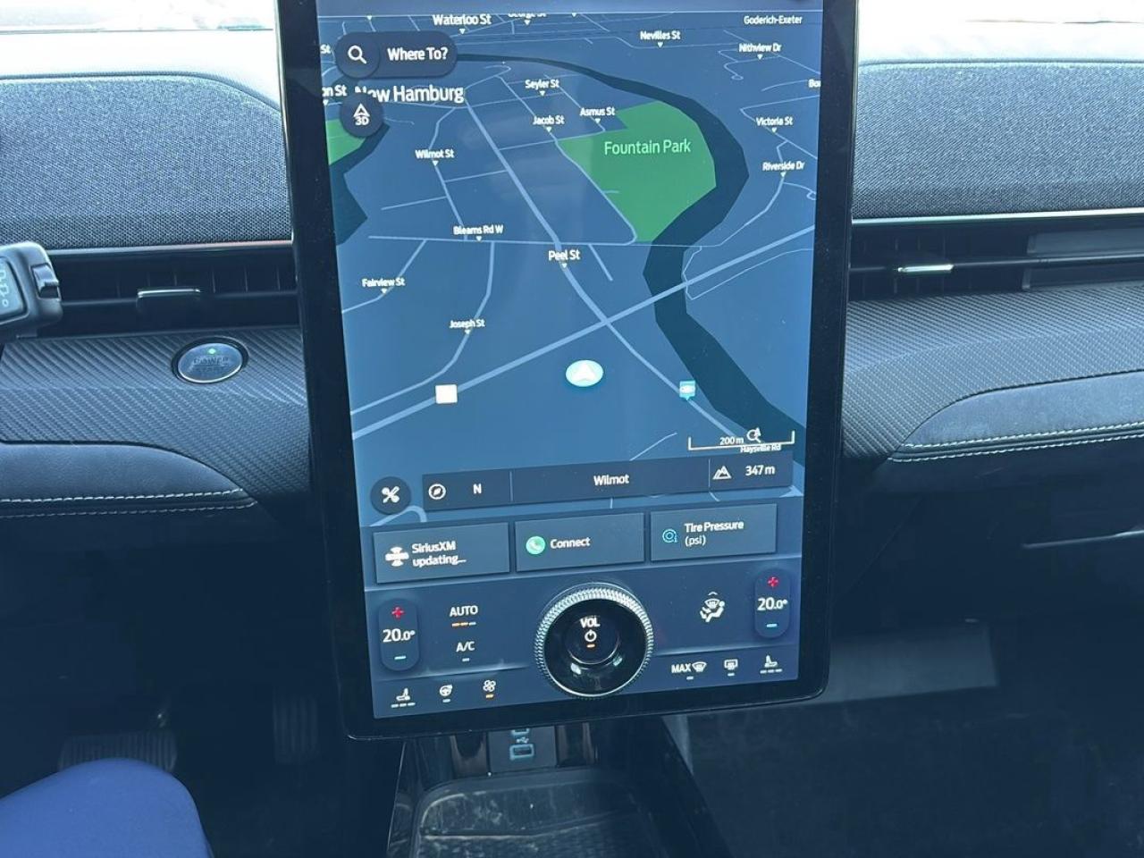 2022 Ford Mustang Mach-E Premium Photo5