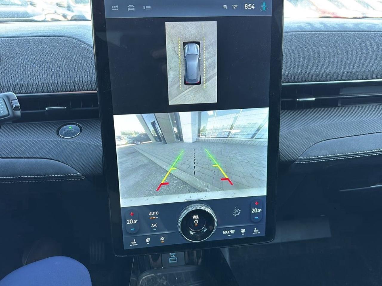 2022 Ford Mustang Mach-E PREMIUM, EXTENDED RANGE, LEATHER, GLASS ROOF, NAV! Photo