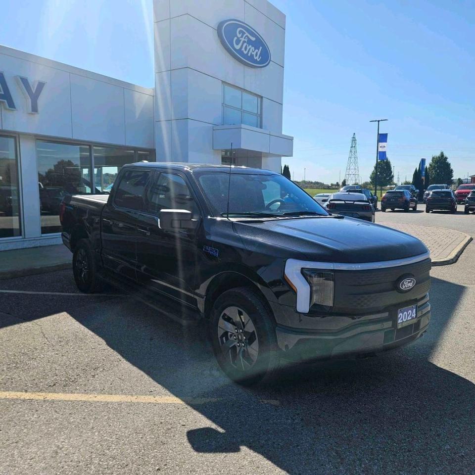 2024 Ford F-150 Lightning Flash Photo
