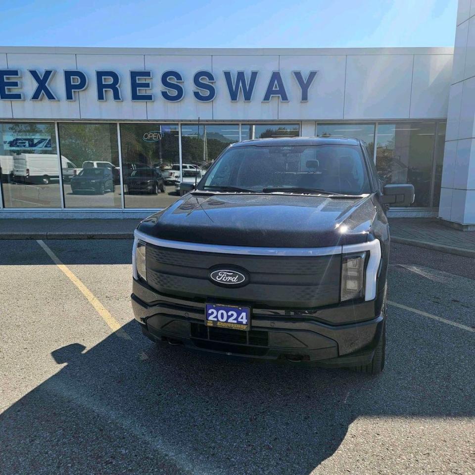 2024 Ford F-150 Lightning Flash Photo
