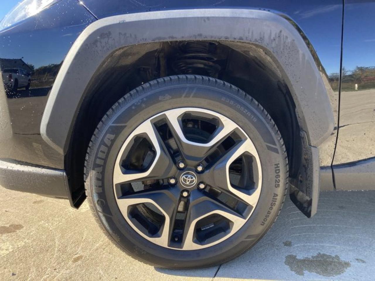 2021 Toyota RAV4 Trail AWD | Sunroof | Leather Seats | Photo