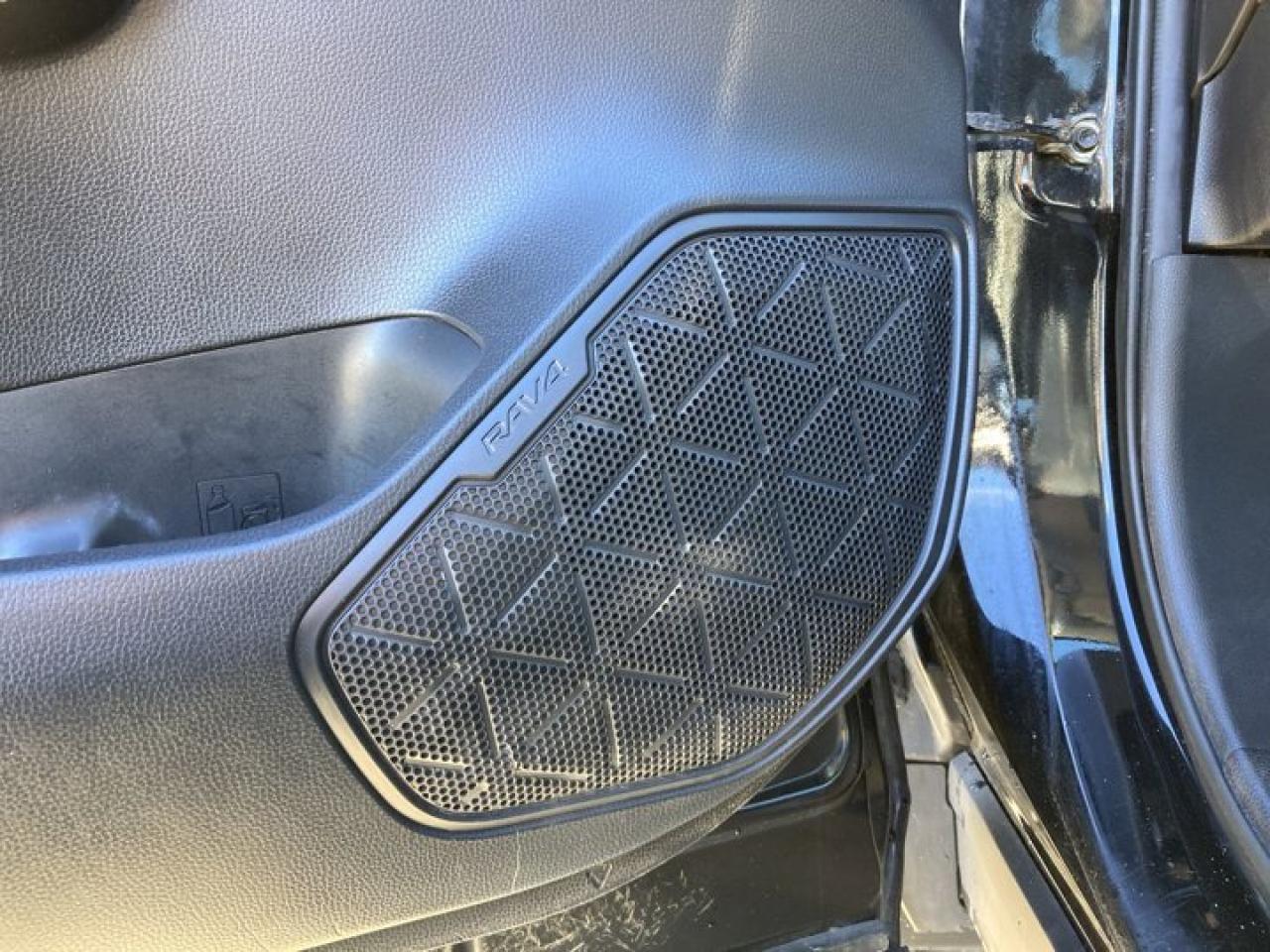 2021 Toyota RAV4 Trail AWD | Sunroof | Leather Seats | Photo