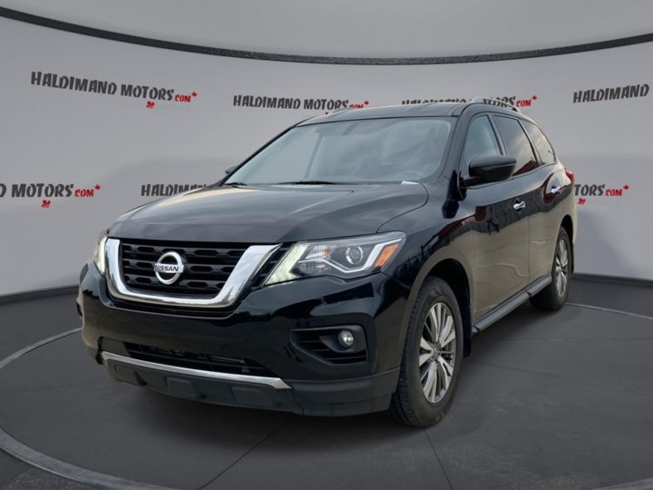 Used 2020 Nissan Pathfinder SV Tech 4x4 | Heated Seats for sale in Cayuga, ON