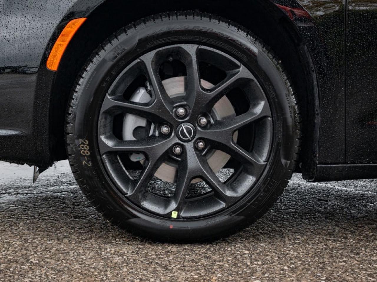 2026 Chrysler Pacifica Select Photo