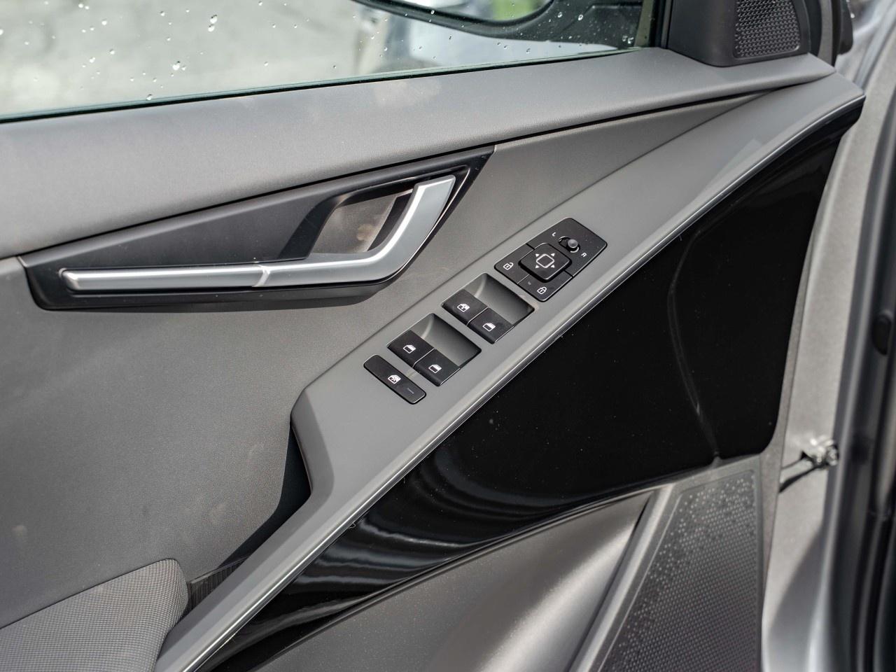 2026 Kia NIRO EV Wind  FWD Photo