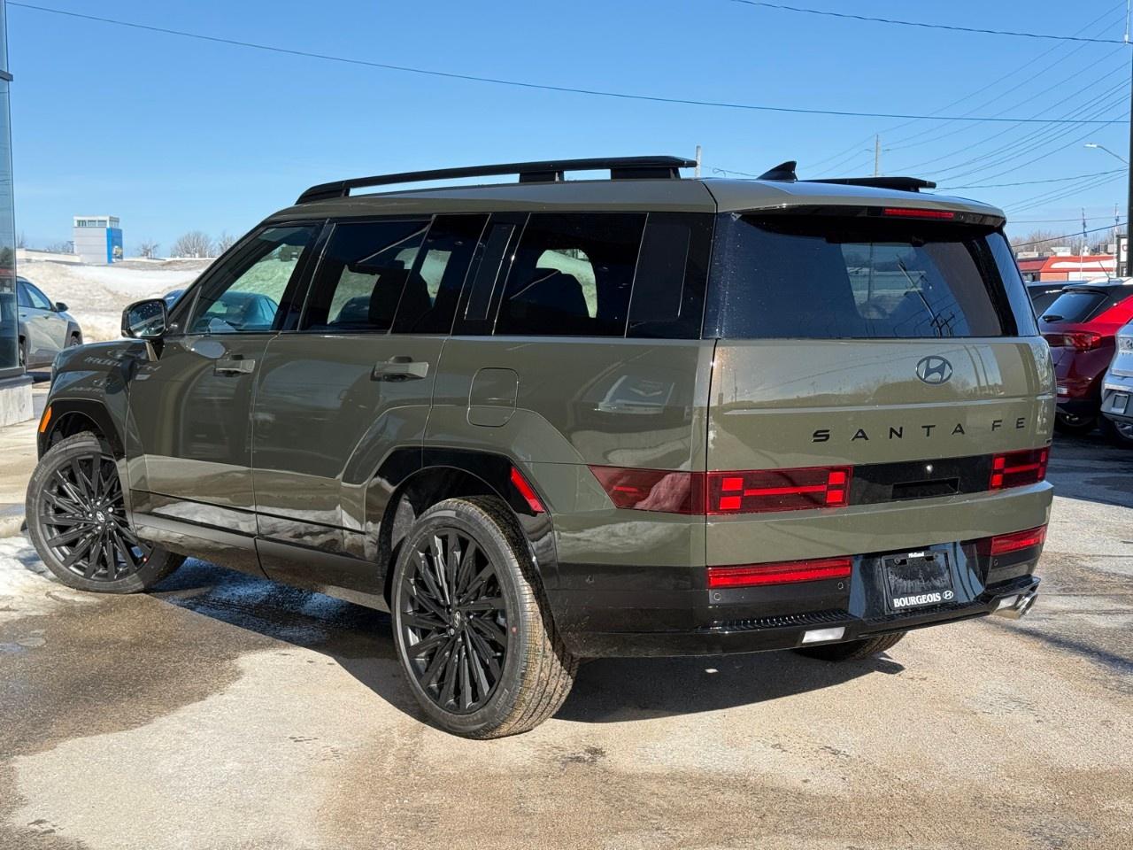 2025 Hyundai Santa Fe ULTIMATE CALLIGRAPHY AWD Photo4