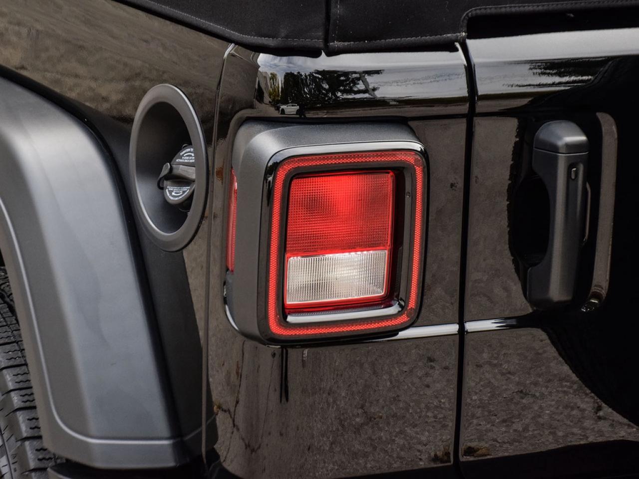 2024 Jeep Wrangler Sport |SPORT-S|12.3TOUCH|17SALLOYS|TINT|HSEAT|RSTART| Photo