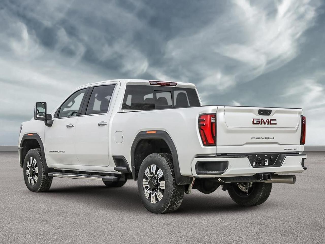 2026 GMC Sierra 2500 HD Crew Cab Standard Box 4-Wheel Drive Denali Photo3