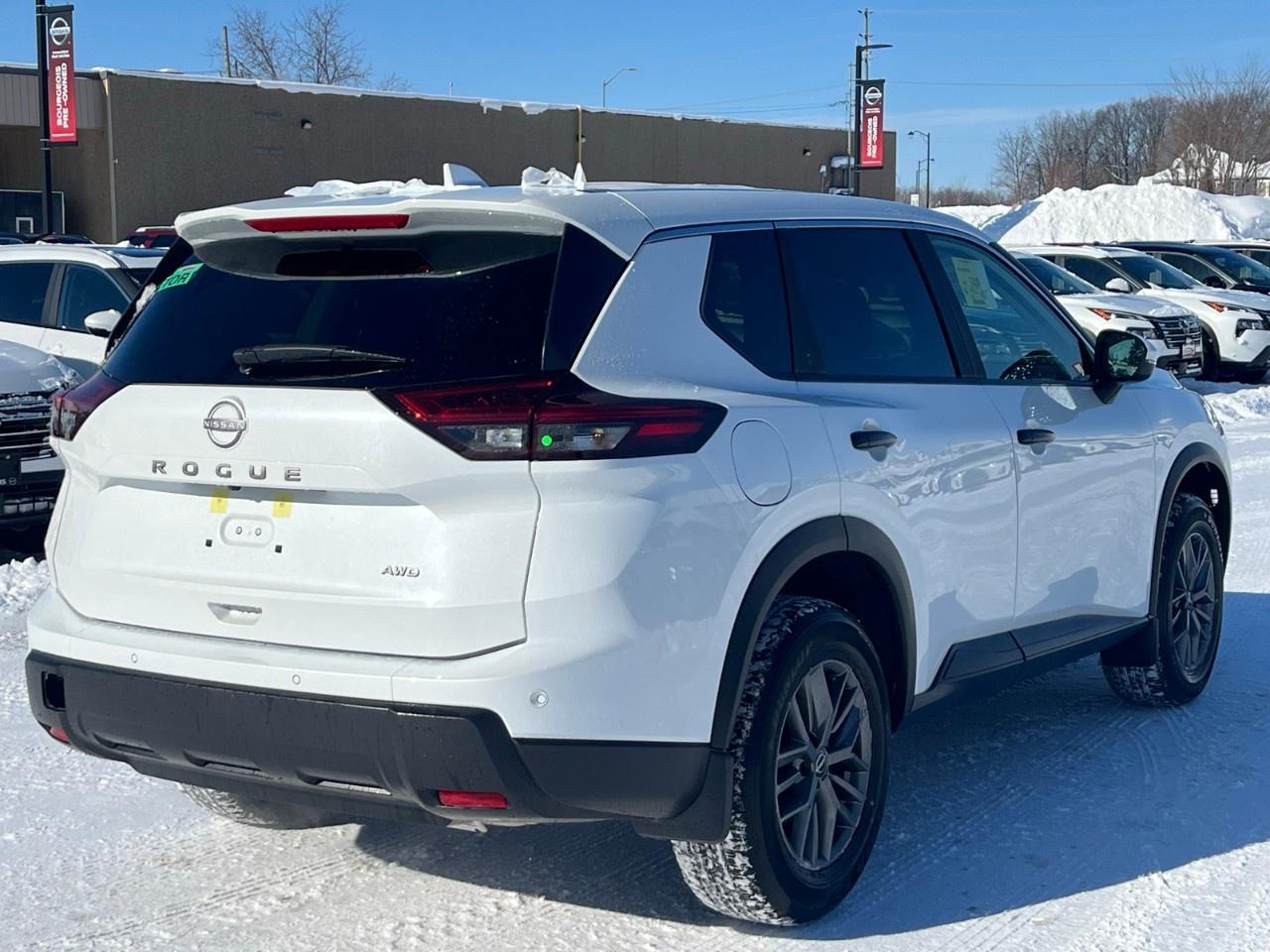 2026 Nissan Rogue AWD S Photo