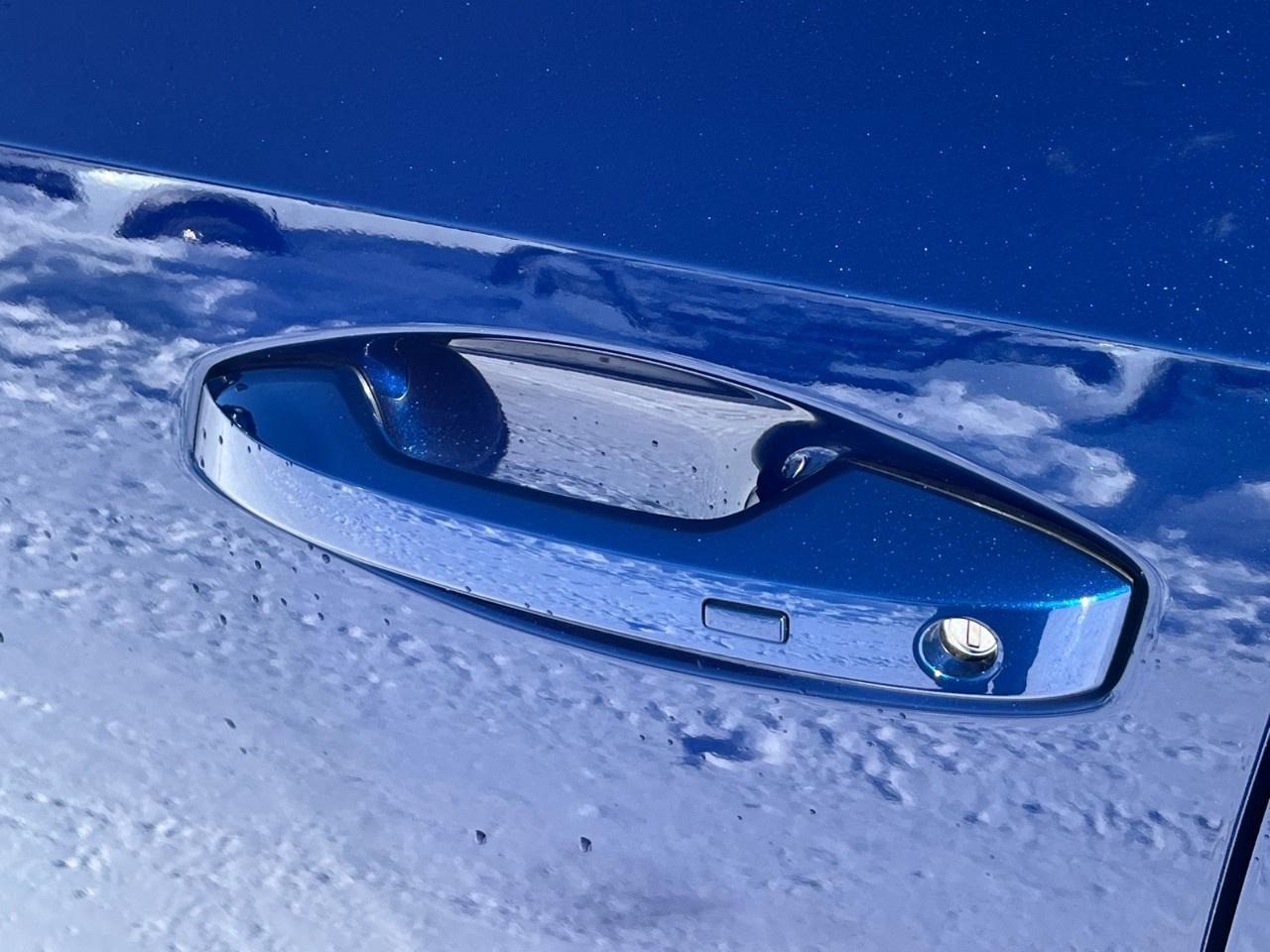 2026 Nissan Kicks SR AWD Photo