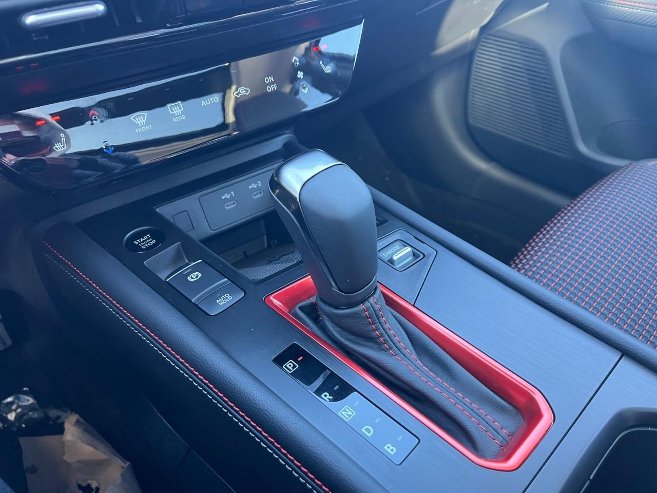 2026 Nissan Kicks SR AWD Photo