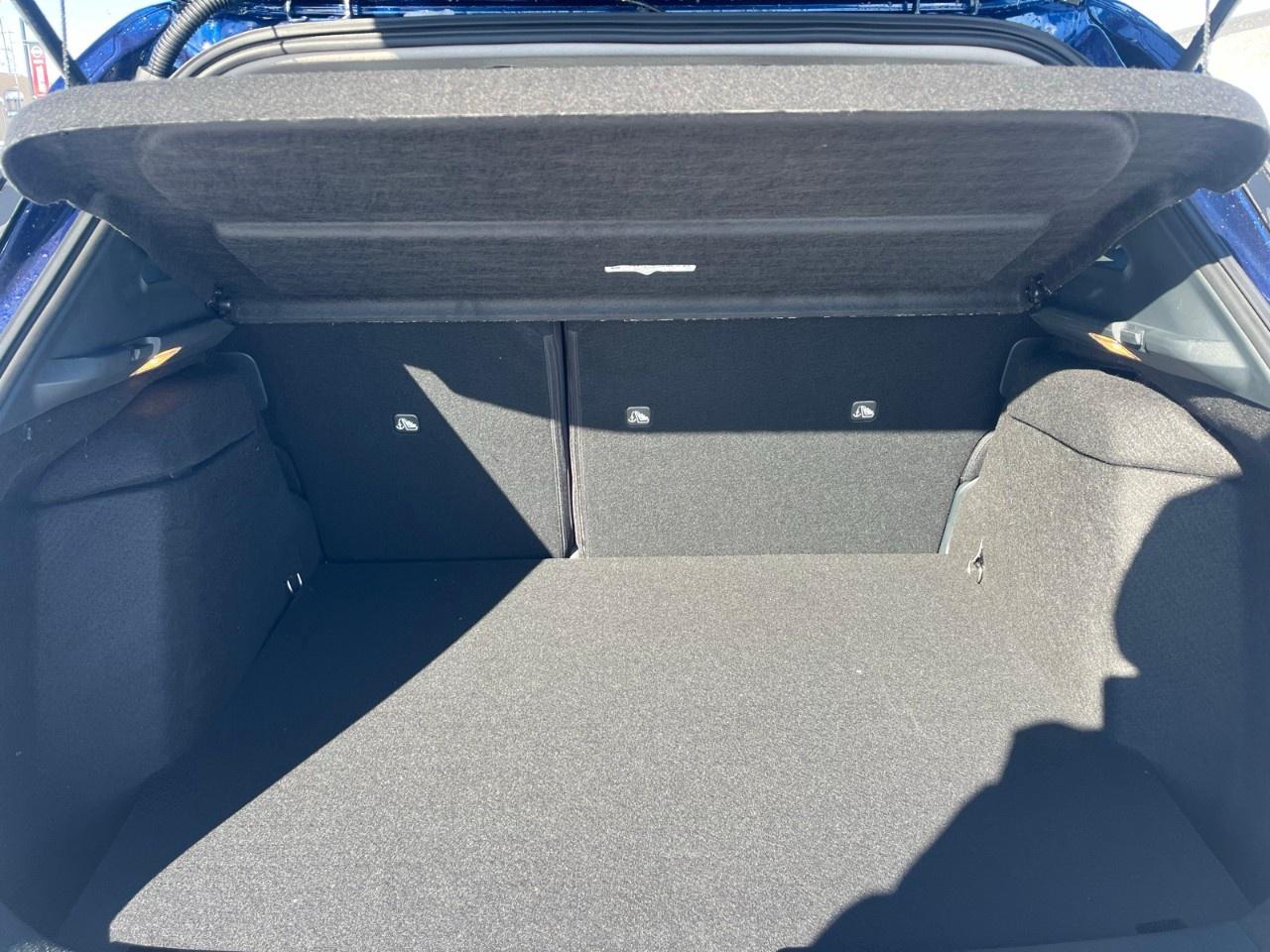 2026 Nissan Kicks SR AWD Photo