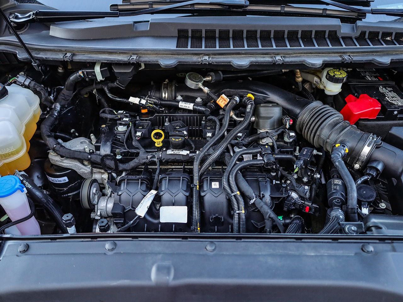 2023 Ford Edge SEL Photo