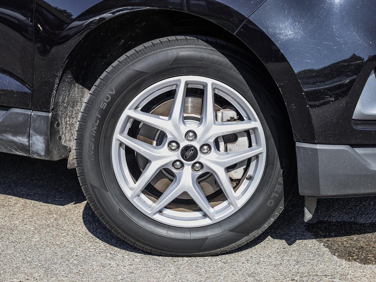 2023 Ford Edge SEL Photo