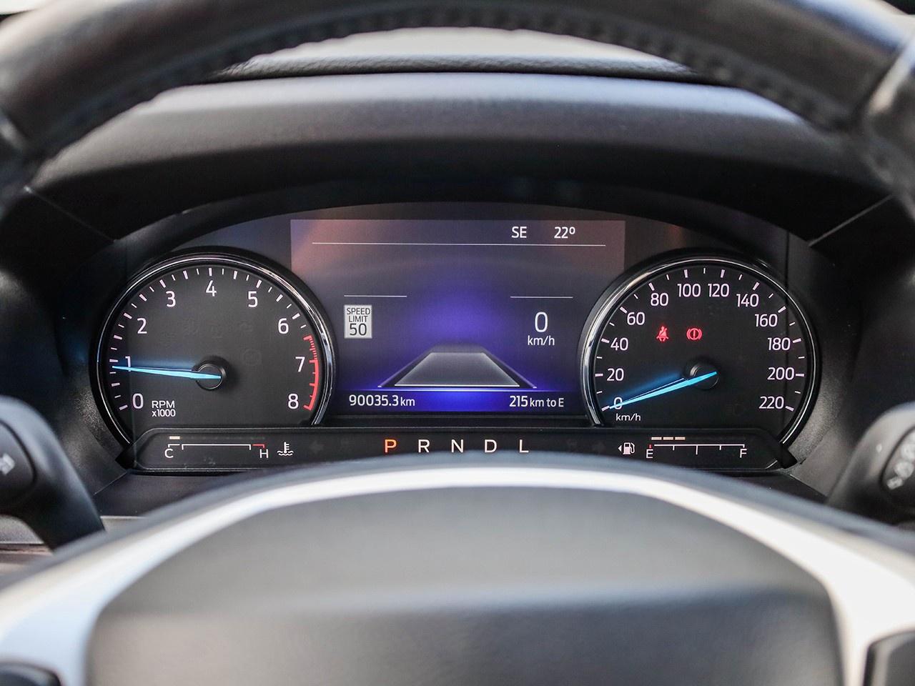 2023 Ford Explorer LIMITED Photo