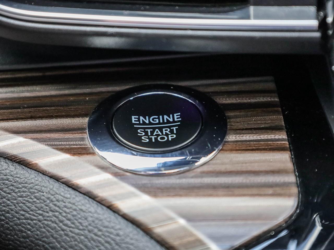 2023 Ford Explorer LIMITED Photo