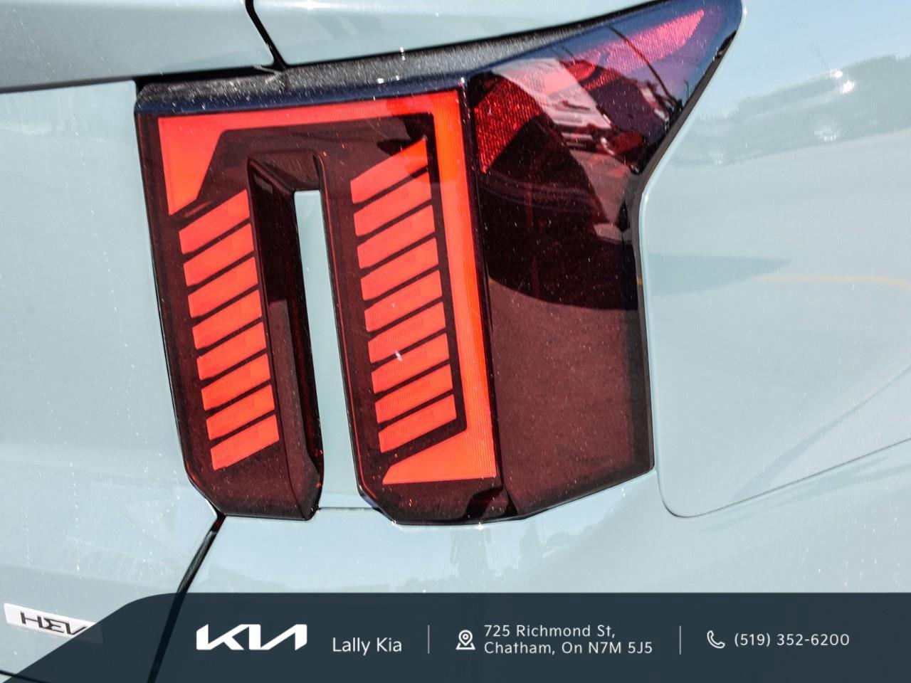 2026 Kia Sorento Hybrid SX 2026 Kia Sorento Hybrid EX | Dealership Demo | Qualifies for New Incentives Photo