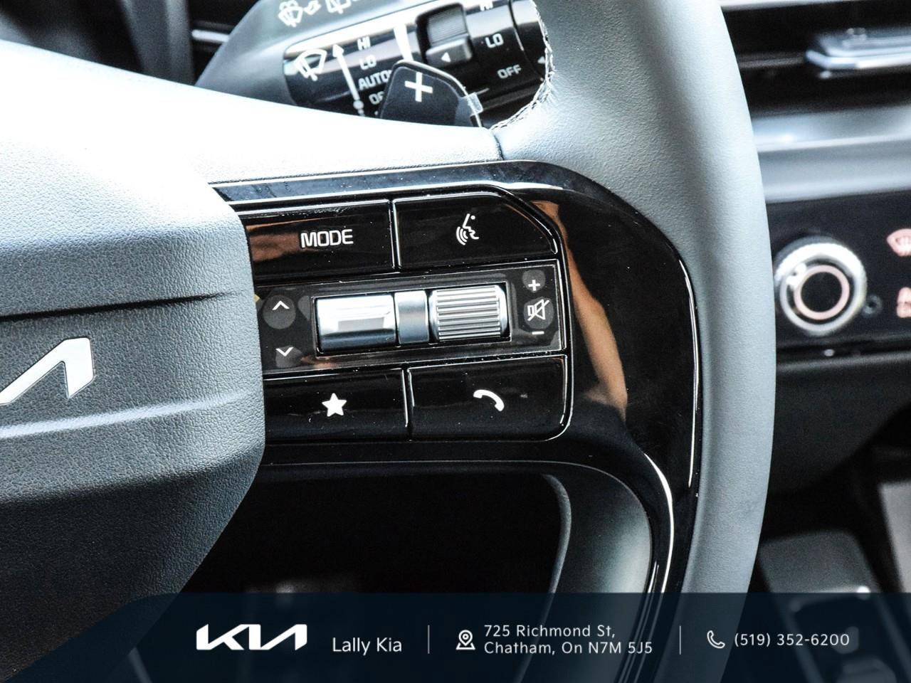 2026 Kia Sorento Hybrid SX 2026 Kia Sorento Hybrid EX | Dealership Demo | Qualifies for New Incentives Photo