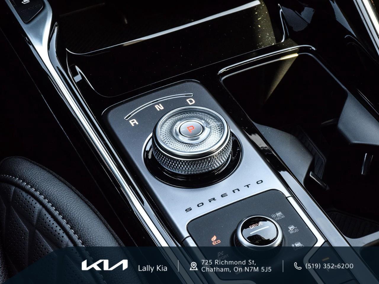 2026 Kia Sorento Hybrid SX 2026 Kia Sorento Hybrid EX | Dealership Demo | Qualifies for New Incentives Photo