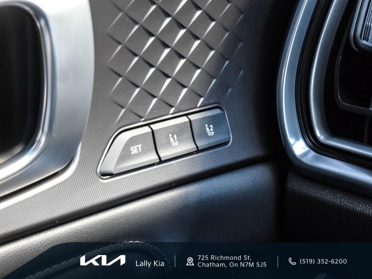 2026 Kia Sorento Hybrid SX 2026 Kia Sorento Hybrid EX | Dealership Demo | Qualifies for New Incentives Photo