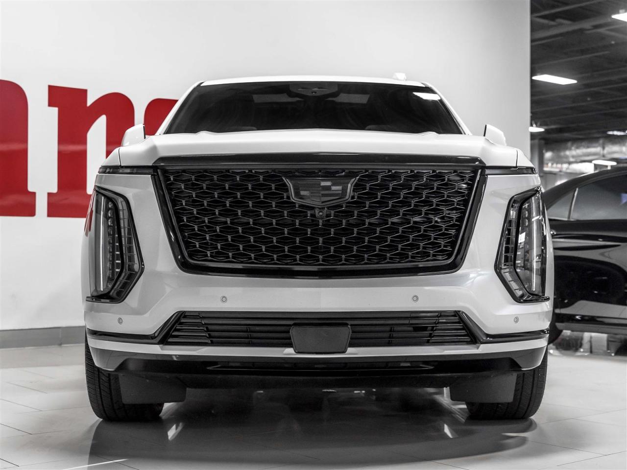 2025 Cadillac Escalade PREMIUM LUXURY|NO LUX TAX|24INCH|7PASSENGER Photo