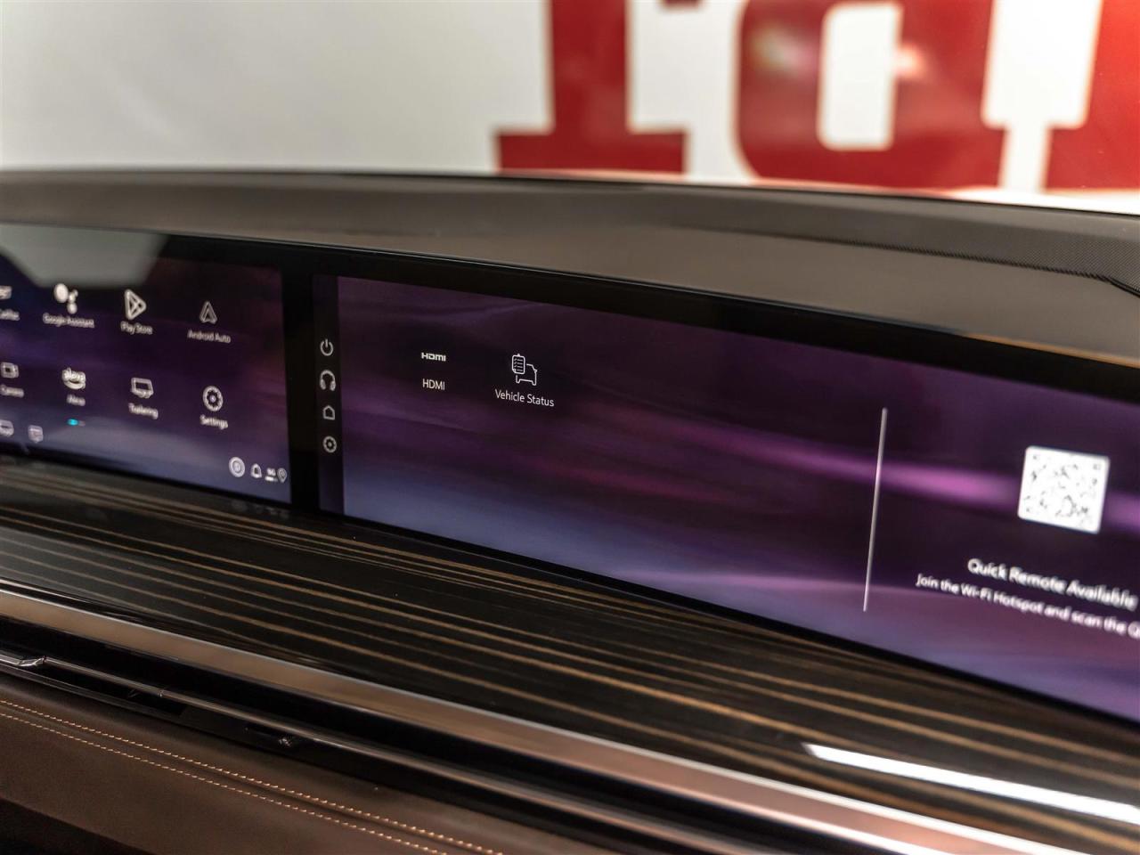 2025 Cadillac Escalade PREMIUM LUXURY|NO LUX TAX|24INCH|7PASSENGER Photo