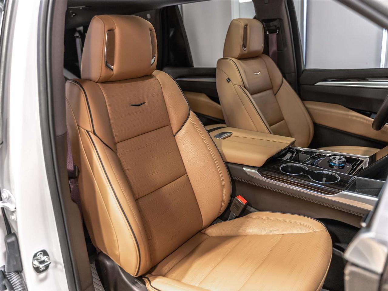 2025 Cadillac Escalade PREMIUM LUXURY|NO LUX TAX|24INCH|7PASSENGER Photo