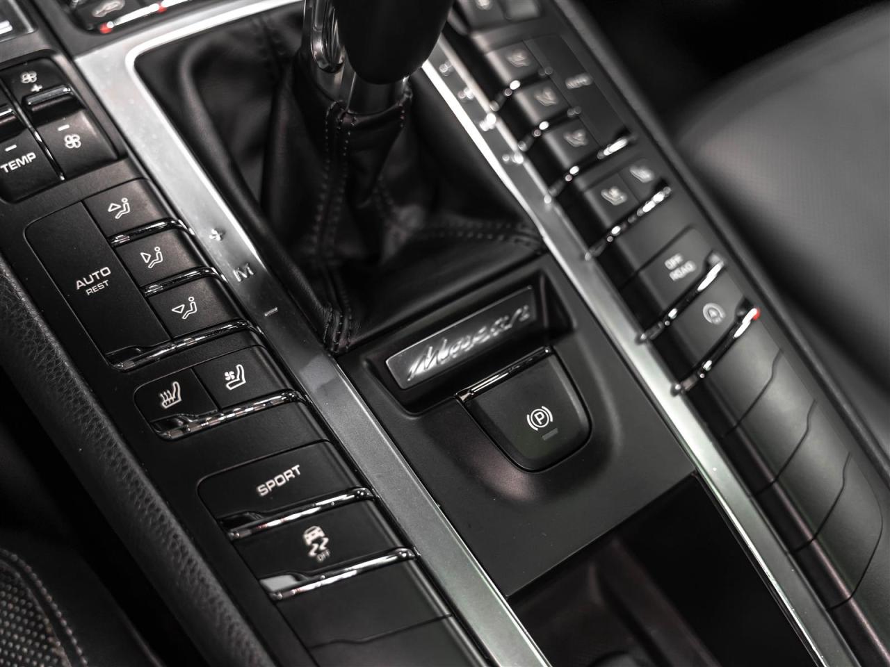 2015 Porsche Macan $327 BI WEEKLY $2000 DOWN|S|PREMIUM PKG|NAVI|REARCAM|PANO|COOLED SEATS Photo