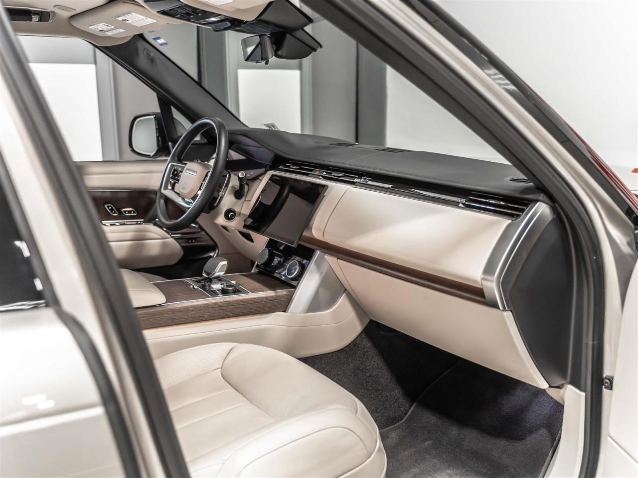 2023 Land Rover Range Rover SE|P530|TV/DVD|PARK ASSIST|ADAPT CRUISE|23INCH Photo