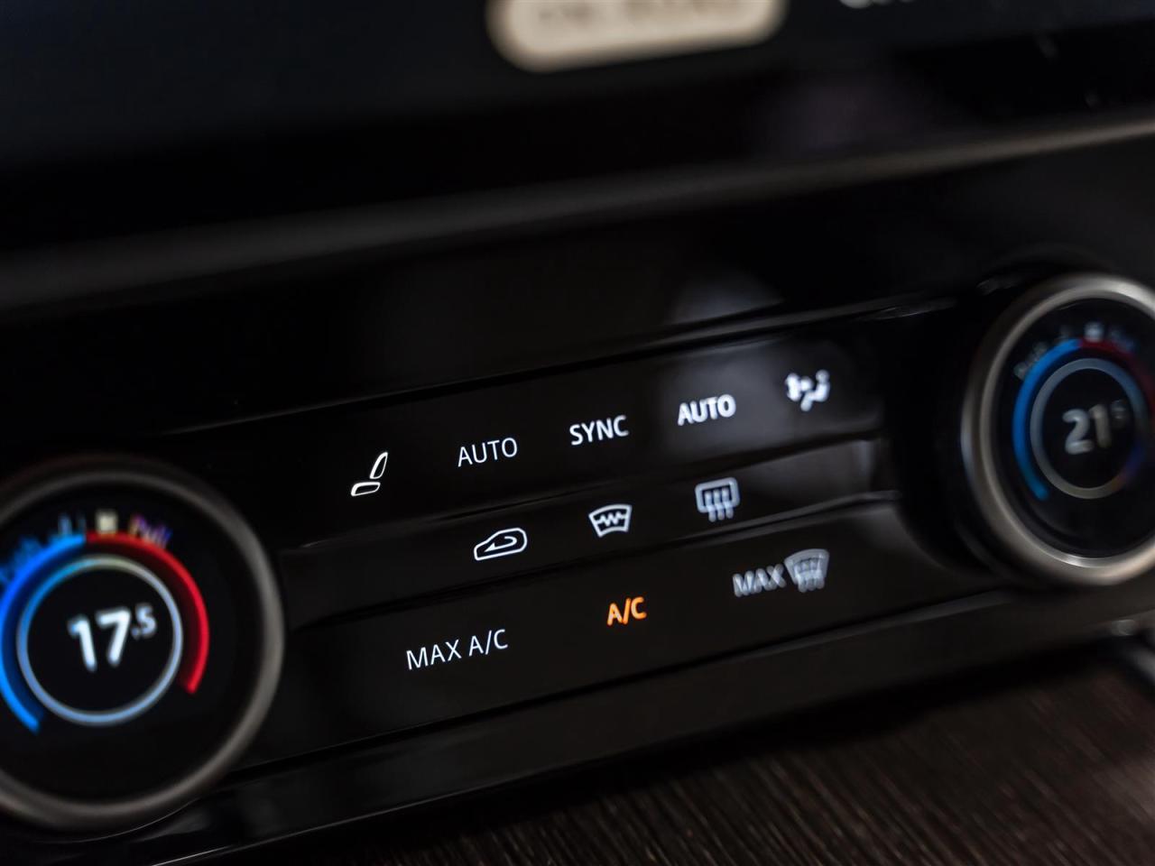 2023 Land Rover Range Rover SE|P530|TV/DVD|PARK ASSIST|ADAPT CRUISE|23INCH Photo