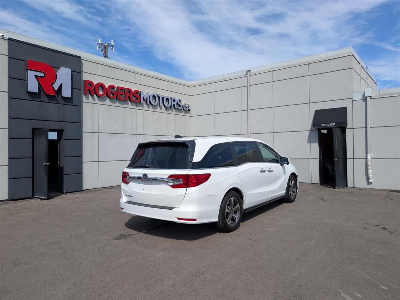2019 Honda Odyssey EX - 8 PASS - SUNROOF - DVD - TECH FEATS