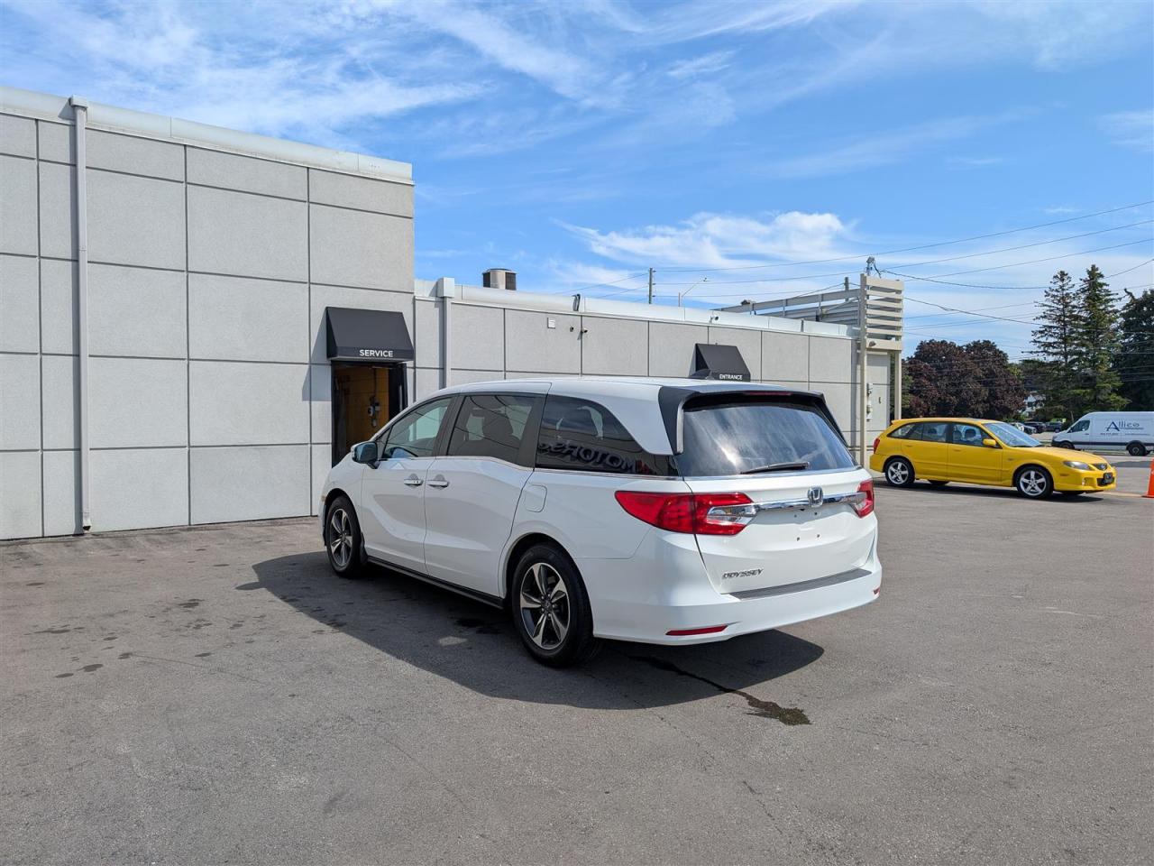 2019 Honda Odyssey EX - 8 PASS - SUNROOF - DVD - TECH FEATS