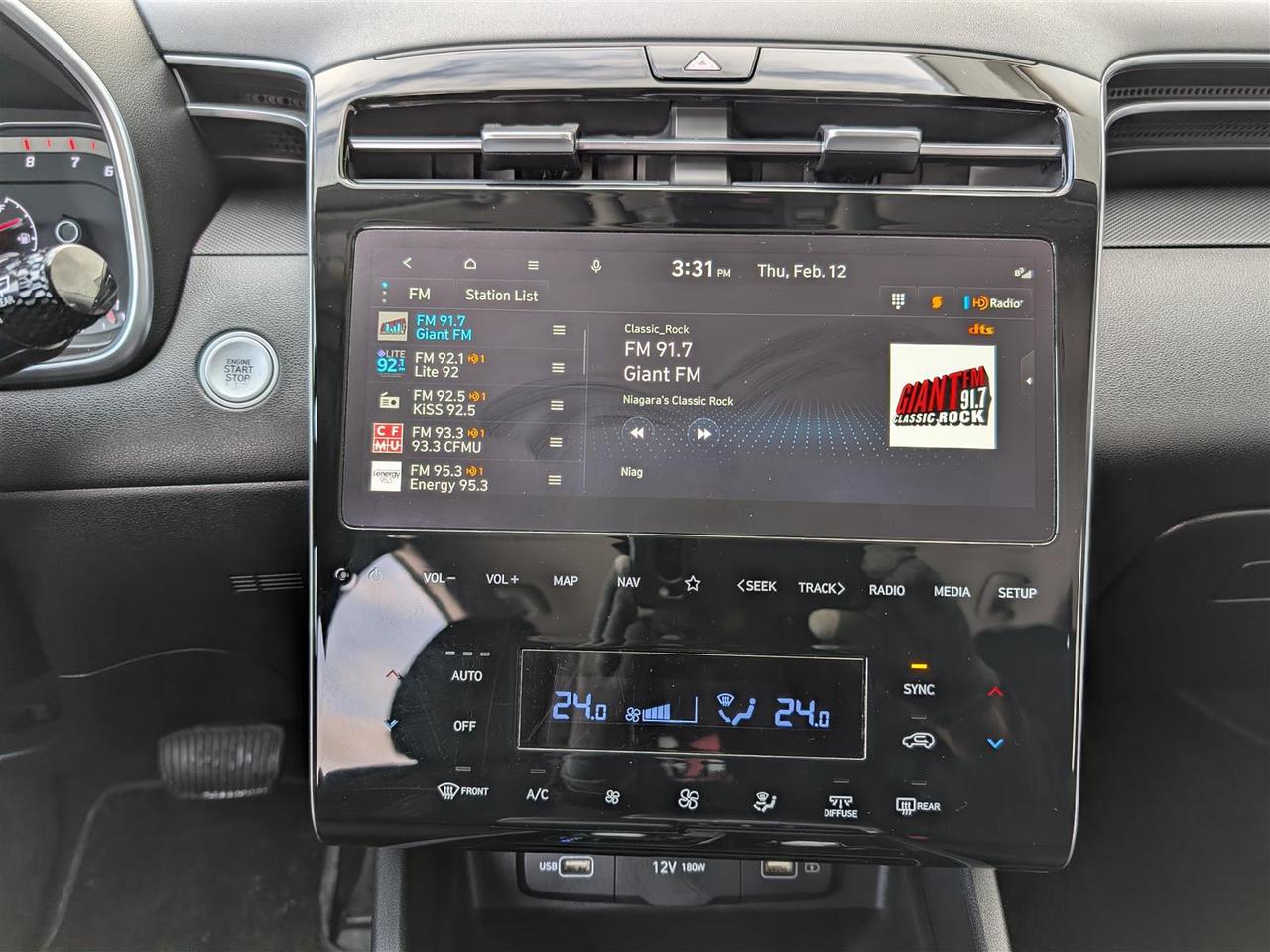 2024 Hyundai Tucson PREFERRED AWD - NAVI - REVERSE CAM - TECH FEATS Photo