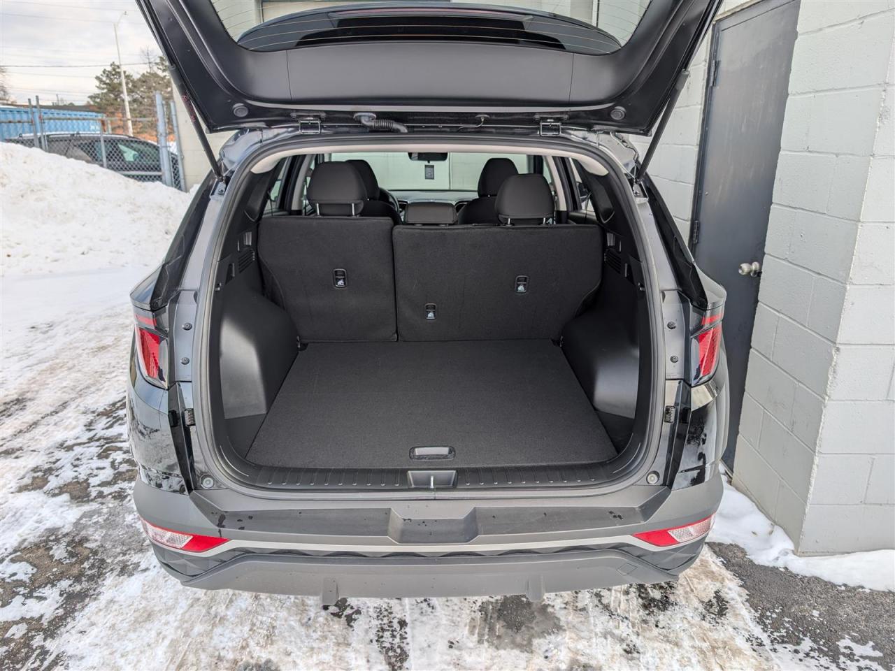 2024 Hyundai Tucson PREFERRED AWD - NAVI - REVERSE CAM - TECH FEATS Photo