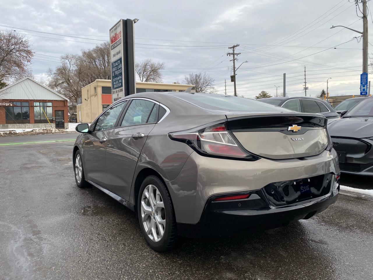 2017 Chevrolet Volt Premier | NAV | Heated Leather Seats Photo3