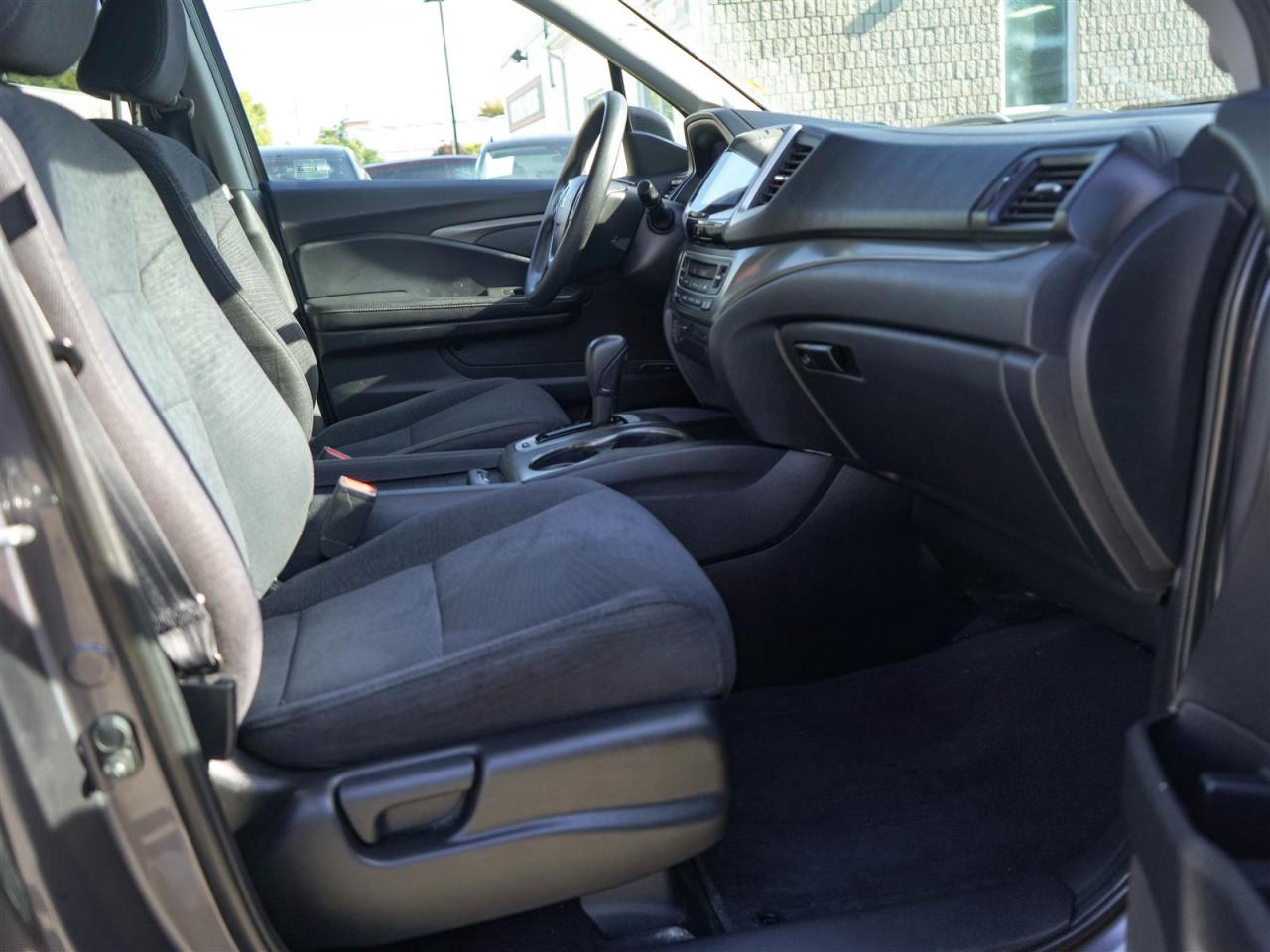 2018 Honda Pilot LX AWD | 8 PASS | NO ACCIDENTS | REMOTE START Photo