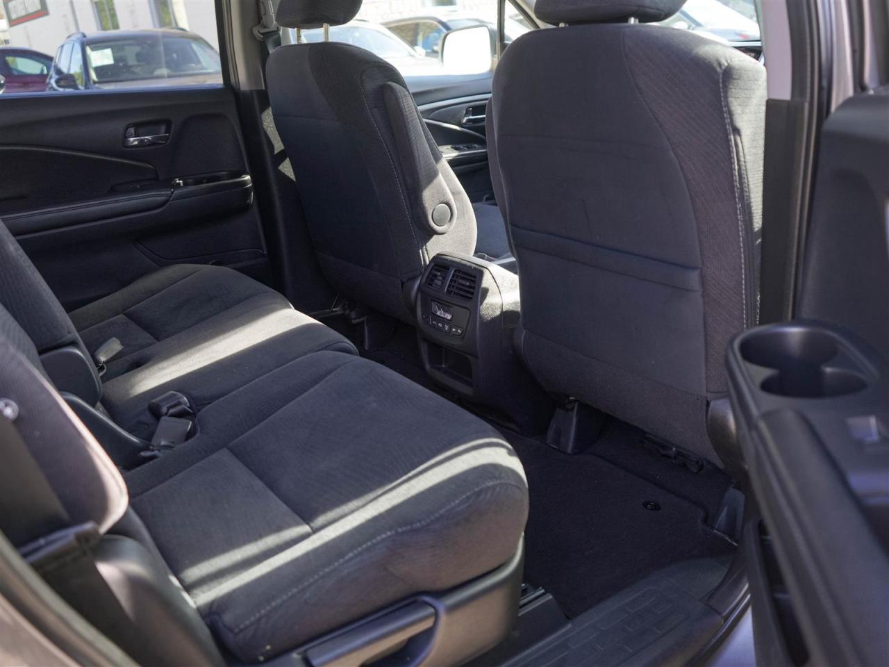 2018 Honda Pilot LX AWD | 8 PASS | NO ACCIDENTS | REMOTE START Photo