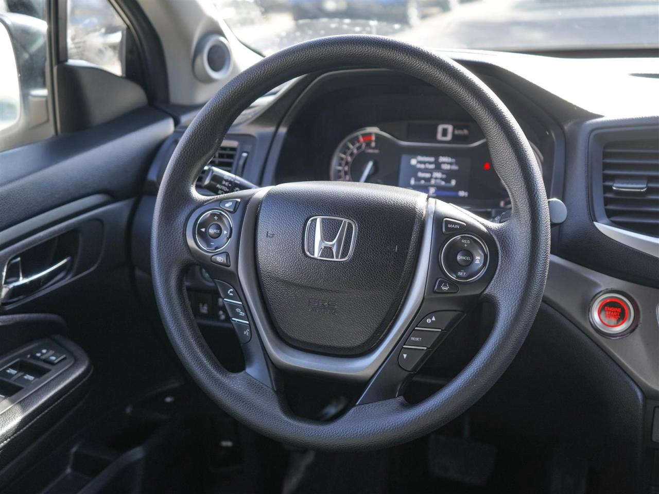 2018 Honda Pilot LX AWD | 8 PASS | NO ACCIDENTS | REMOTE START Photo