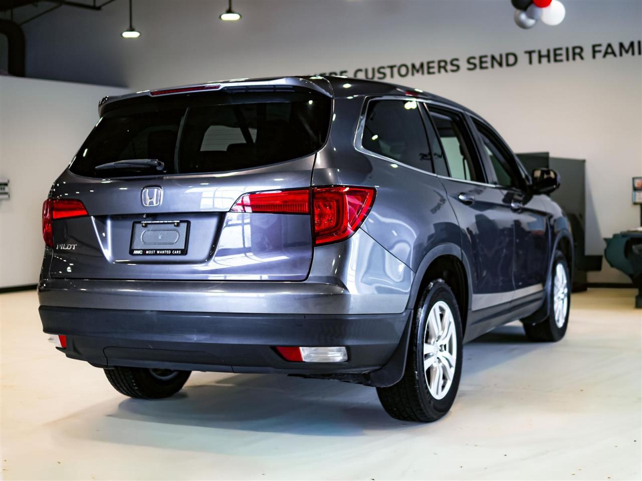 2018 Honda Pilot LX AWD | 8 PASS | NO ACCIDENTS | REMOTE START Photo