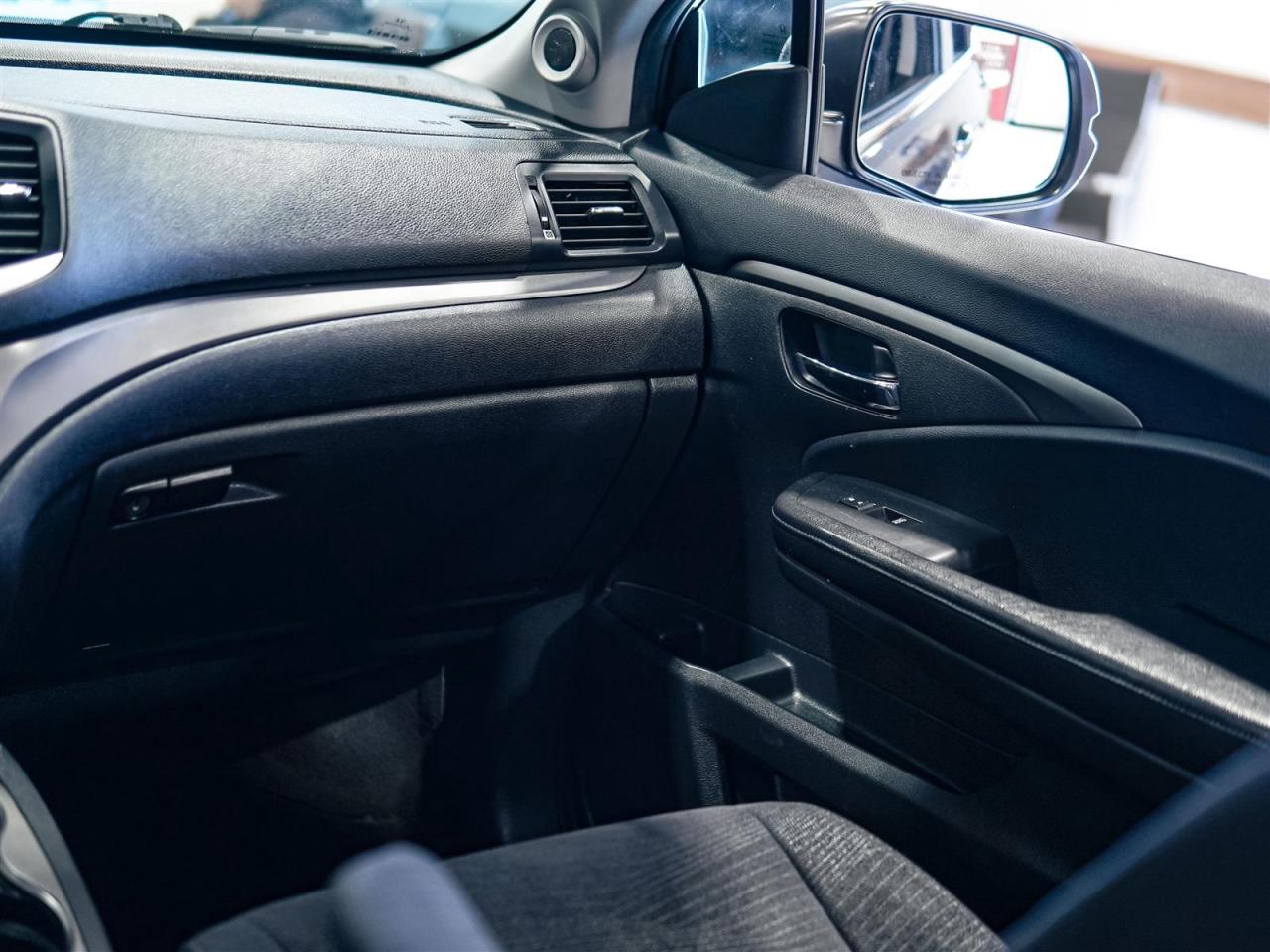 2018 Honda Pilot LX AWD | 8 PASS | NO ACCIDENTS | REMOTE START Photo