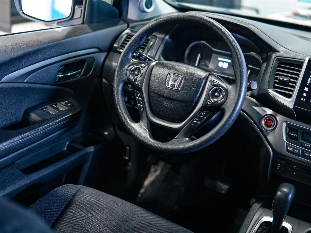 2018 Honda Pilot LX AWD | 8 PASS | NO ACCIDENTS | REMOTE START Photo