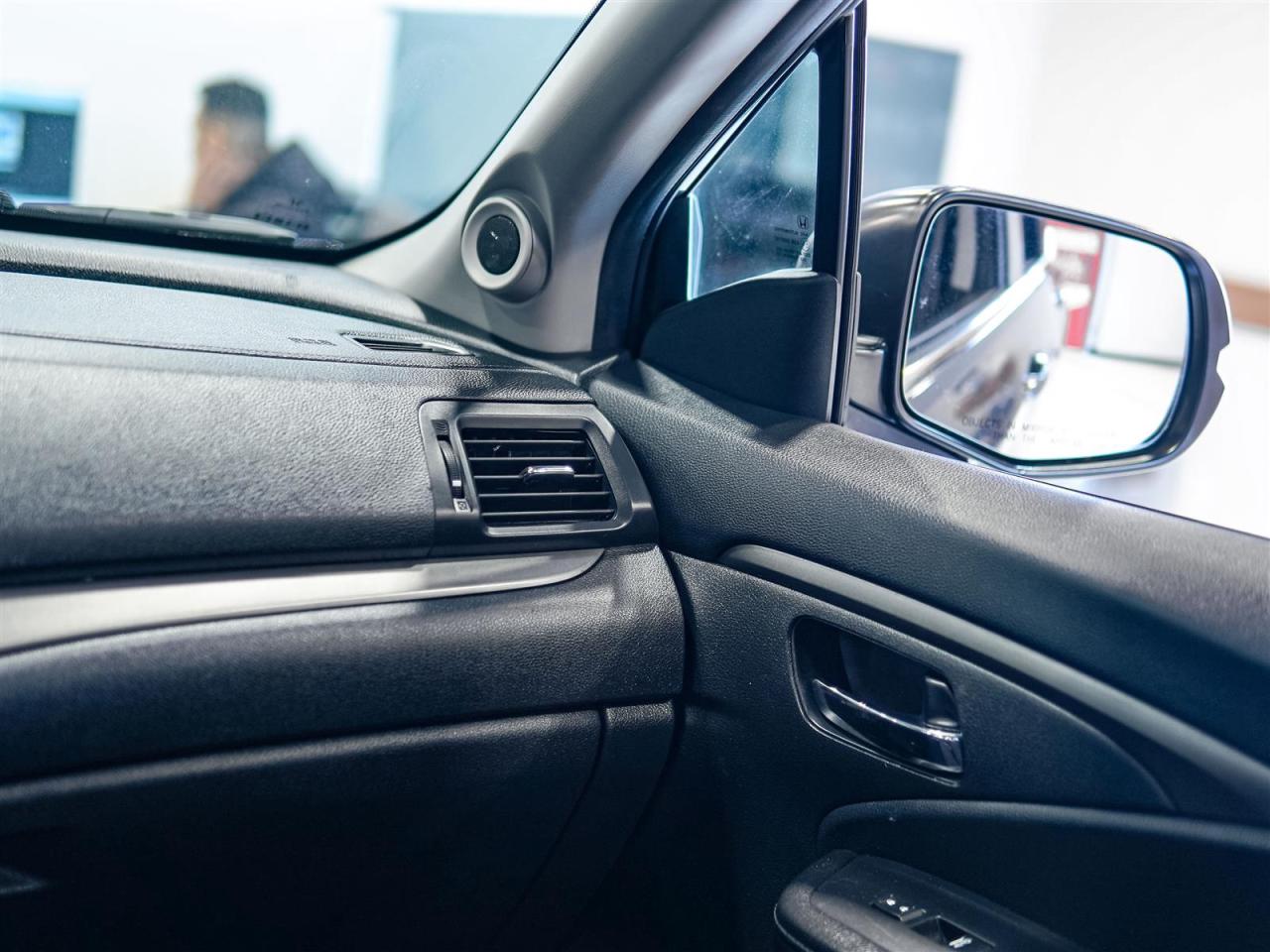 2018 Honda Pilot LX AWD | 8 PASS | NO ACCIDENTS | REMOTE START Photo