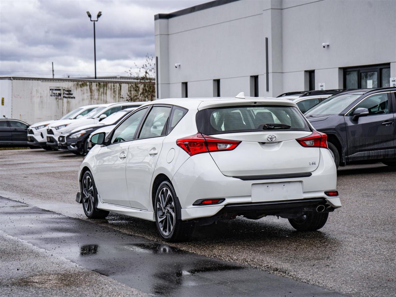 2017 Toyota Corolla IM | NO ACCIDENTS | HEATED SEATS | CAMERA Photo