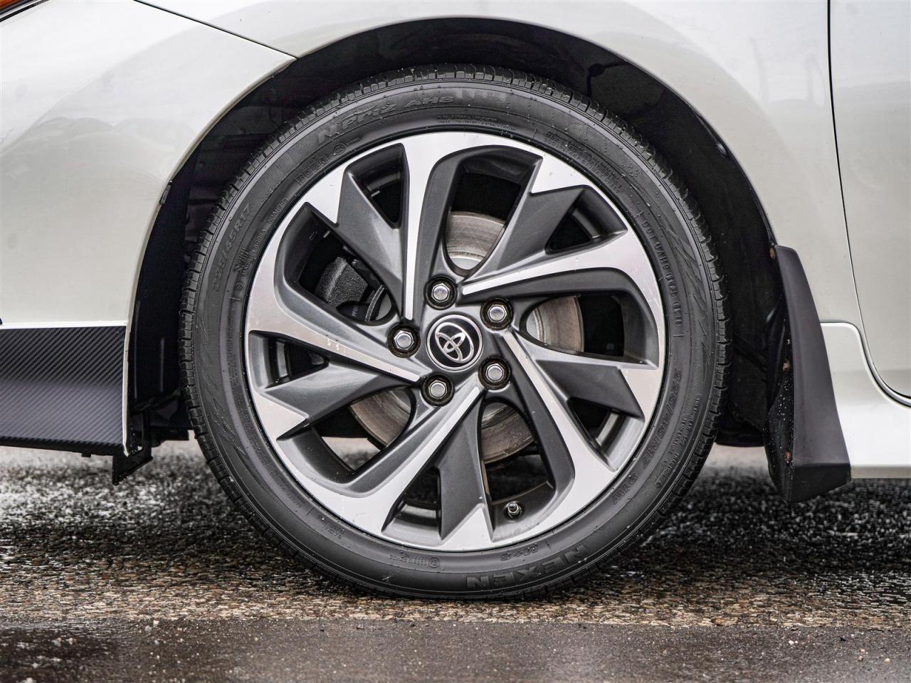 2017 Toyota Corolla IM | NO ACCIDENTS | HEATED SEATS | CAMERA Photo