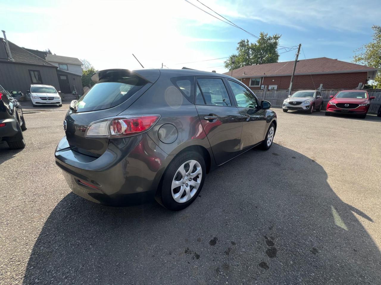 2013 Mazda MAZDA3 I Sport Photo4